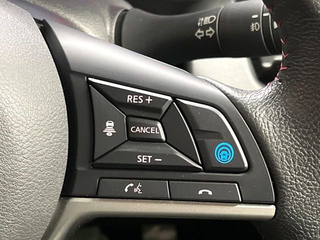 �y�v���p�C���b�g�z�������H�ł̒��������s���y��!!�a�؎��Ə��񑖍s�̃V�[���ŁA�A�N�Z���E�u���[�L�E�X�e�A�����O�������Ő��䂵�A�������^�]�̕��S���y�����Ă���܂���