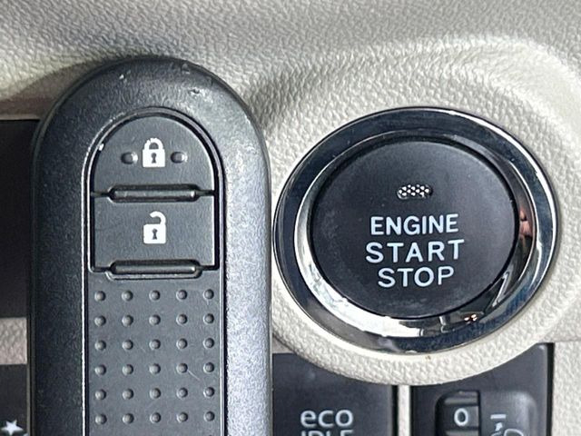 �y�L�[�t���[�V�X�e���z�J�o����|�P�b�g�ɓ��ꂽ�܂܂ł��h�A�̎{���E�������\�ȃX�}�[�g�L�[�𑕔��B�G���W���̃I���E�I�t�����J�M�����o���K�v����������Ƃ��Ă��֗��ł���