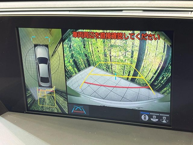 �y�p�m���~�b�N�r���[���j�^�[�z��p�̃J�����ɂ��A�ォ�猩���낵���悤�Ȏ��_��360�x�N���}�̎��͂��m�F���邱�Ƃ��ł��܂������p�������m�F���₷���A�����ꏊ�ł̐؂�Ԃ��⒓�Ԃ��X���[�Y�ɍs���܂��B