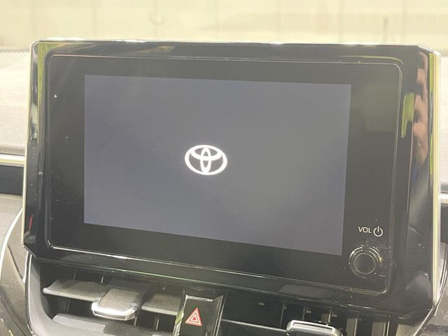 �y8�C���` �f�B�X�v���C�I�[�f�B�I�z���ʂ̃f�B�X�v���C��AppleCarPlay��AndroidAuto�����p�\�B�傫�ȉ�ʂŃX�}�z�i�r�A�v���������p���������܂���