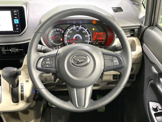 �y�����v�����X�e�A�����O�z�㎿�Ȋv���g�p���邱�ƂŁA��ɂ����������݂ƂĂ��^�]���₷���n���h���ł���