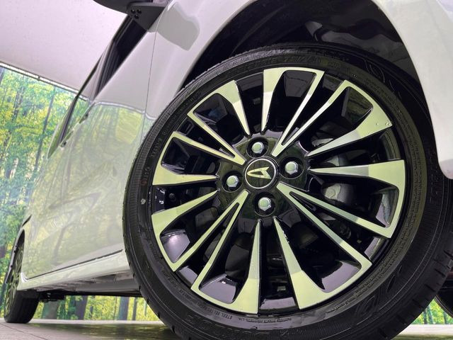 �y����15�C���`�A���~�z�C�[���z�O�ςɃ}�b�`���������A���~�z�C�[���𑕒����Ă���܂��B�e��ЊO�A���~�z�C�[����A�X�^�b�h���X�^�C�����戵�����Ă���܂��B���񂲑��k����������