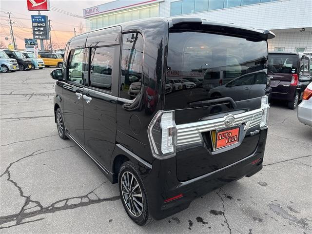 �݌ɎԂ́A�F�X�ȎԎ킪�������p�ӂ������Ă���܂��B