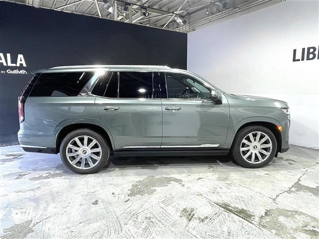 エスカレードプラチナム 4WD