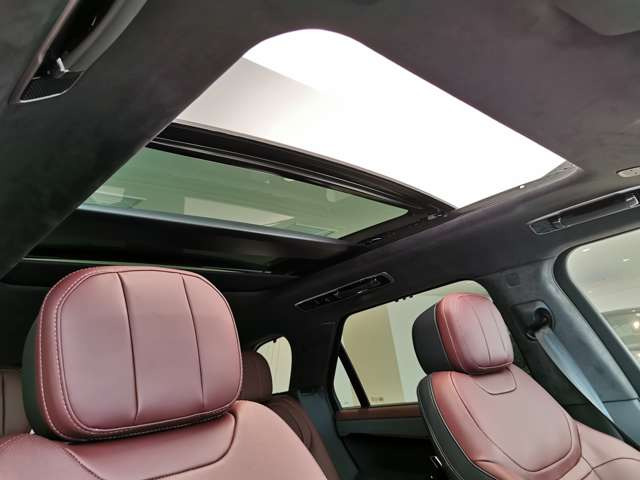 レンジローバースポーツオートバイオグラフィ 3.0L P550e 4WD