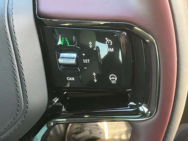 レンジローバーイヴォークダイナミック HSE 1.5L P300e PHEV 4WD