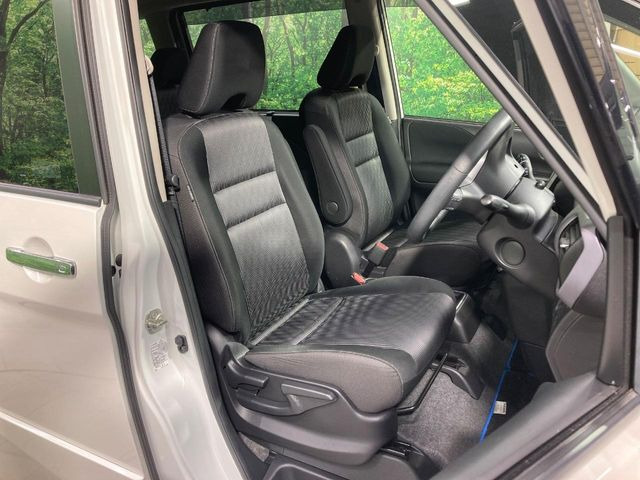 �^�]�Ȃ܂��ɂ͏\���ȃX�y�[�X������A�啿�ȕ��ł��������^�]���Ă�����������ł��B