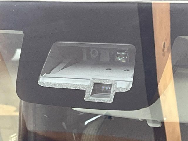 �y�X�Y�L �Z�[�t�e�B�T�|�[�g�z���s���ɑO���̎ԗ�����F�����A�Փ˂������Ȏ��͌x��ƃu���[�L�ŏՓˉ���Ɣ�Q�y�����A�V�X�g�B�����S�Ƀh���C�u�����y���݂��������܂��B