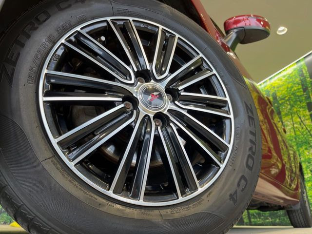 �y15�C���`�A���~�z�C�[���z�O�ςɃ}�b�`�����A���~�z�C�[���𑕒����Ă���܂��B�e��A���~�z�C�[����A�X�^�b�h���X�^�C�����戵�����Ă���܂��B���񂲑��k����������