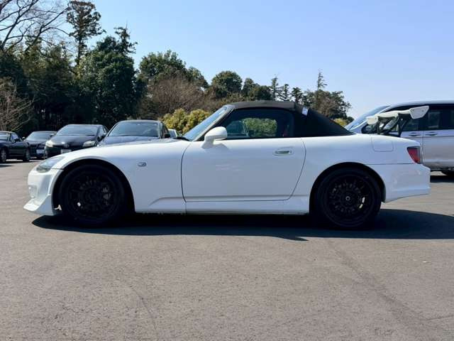 ���X�݌ɂ͊O���A�����N���[�j���O��ɓW�����A�����Ď��̏C�����̗L���A���[�^�[��������̗L������O�ҋ@�ւɂ�錟����S����{���Ă���܂��B�Ԍ��A�����A����h�������ЂőΉ��ł��܂��̂ł����S���������B