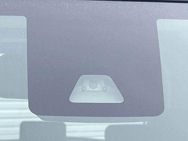 �y�g���^�Z�[�t�e�B�Z���X�z���s���ɑO���̎ԗ�����F�����A�Փ˂������Ȏ��͌x��ƃu���[�L�ŏՓˉ���Ɣ�Q�y�����A�V�X�g�B�����S�Ƀh���C�u�����y���݂��������܂��B