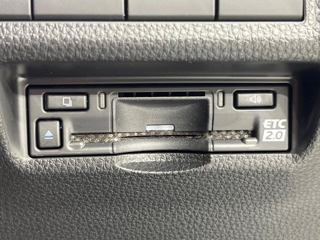 【ETC】高速道路の料金所をストレスなく通過!話題のスポットやサービスエリアに多い「スマートIC」利用時は必須のアイテムです。当店でセットアップを実施、ご納車当日からすぐにご利用いただけます!