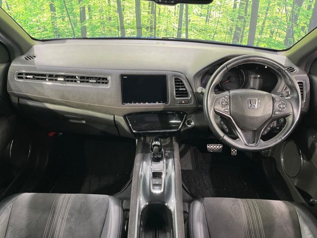 ヴェゼル1.5 ハイブリッド RS ホンダセンシング