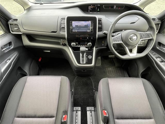 セレナ2.0 ハイウェイスター Vセレクション