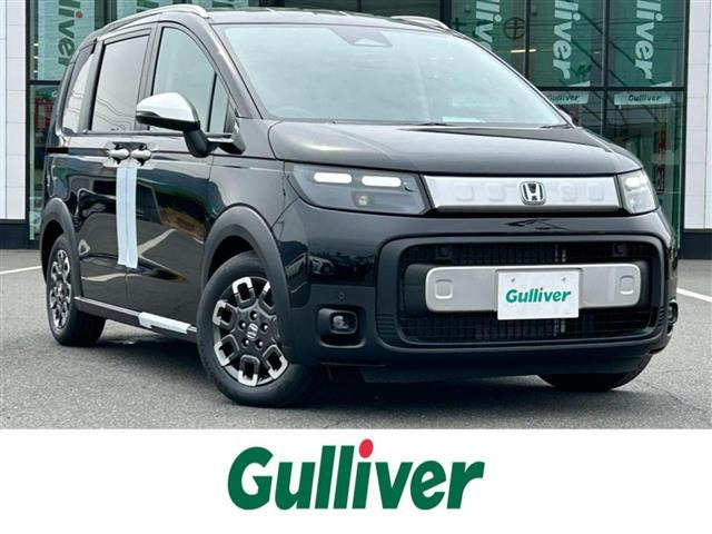 フリード1.5 e:HEV クロスター