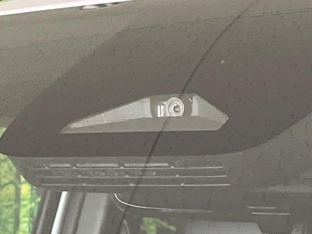 �y�g���^�Z�[�t�e�B�Z���X�z���s���ɑO���̎ԗ�����F�����A�Փ˂������Ȏ��͌x��ƃu���[�L�ŏՓˉ���Ɣ�Q�y�����A�V�X�g�B�����S�Ƀh���C�u�����y���݂��������܂��B