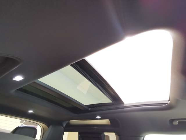 ディフェンダー90 Xダイナミック HSE 3.0L D300 ディーゼル 4WD