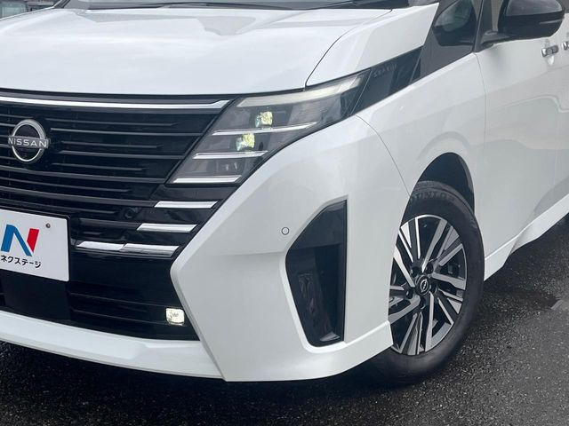 �yLED�w�b�h���C�g�z���V����ԑ��s�����ǍD�Ȏ��E���m�ۂ����S���ĉ^�]�ł��鍂�P�xLED�w�b�h���C�g�𑕔�!�_�����x�������A����d�͂��}�����Ă��܂��B