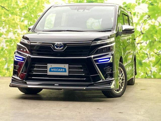 ヴォクシー1.8 ハイブリッド ZS 煌III