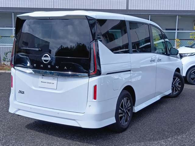 セレナ2.0 ハイウェイスターV