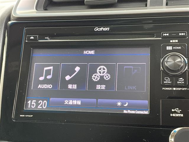 フィット1.3 13G Fパッケージ ファインエディション 4WD