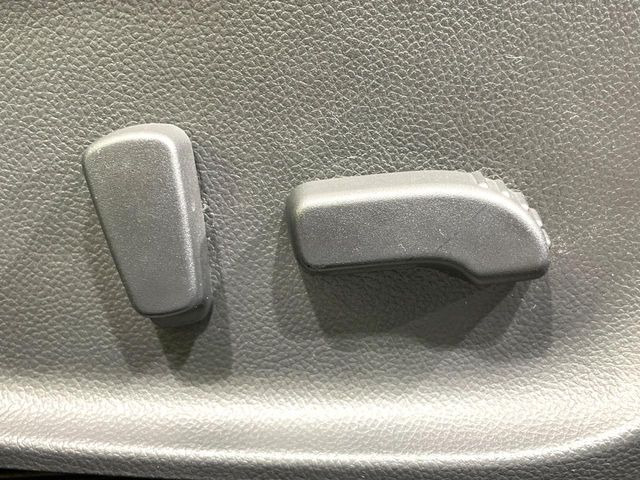 �y�p���[�V�[�g�z�X�C�b�`��ŊȒP�ɃV�[�g�̔��������\!�d��������͂�����܂���!���K�ȃV�[�g�|�W�V�����ɃZ�b�g���āA���K�ȃh���C�u�����y���݂��������B