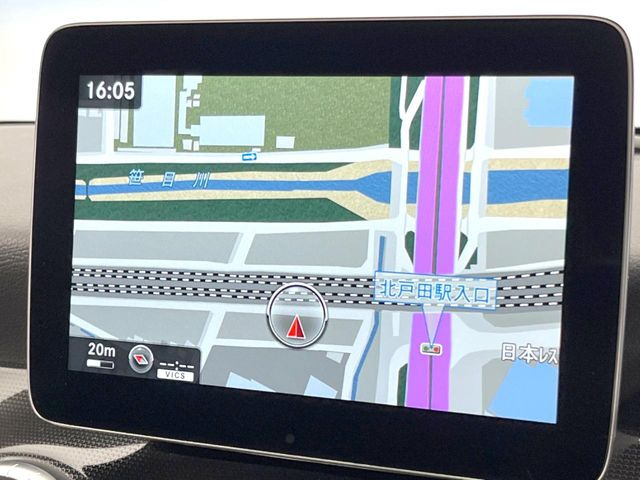 �������i�r:��̊��̂���i�r�́A����������ԓ������o���Ă���܂��B�I�[�f�B�I�@�\���[�����Ă���܂��̂ŁA�^�]�����y���߂܂���