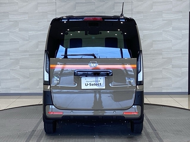 N-BOXジョイ 2トーン