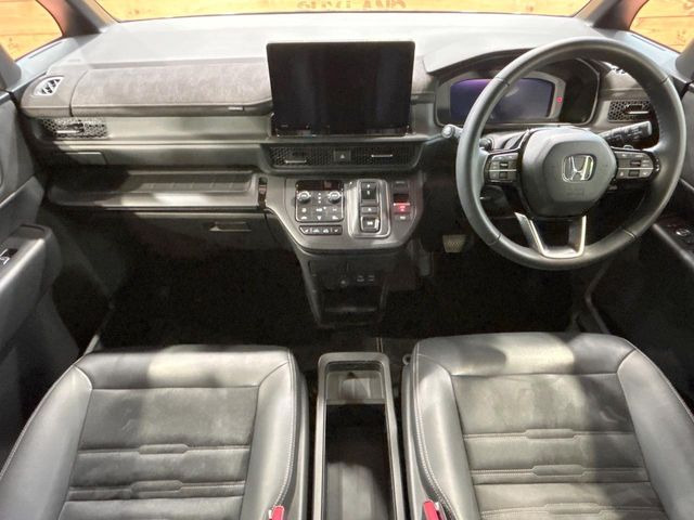 ステップワゴン2.0 e:HEV スパーダ プレミアムライン