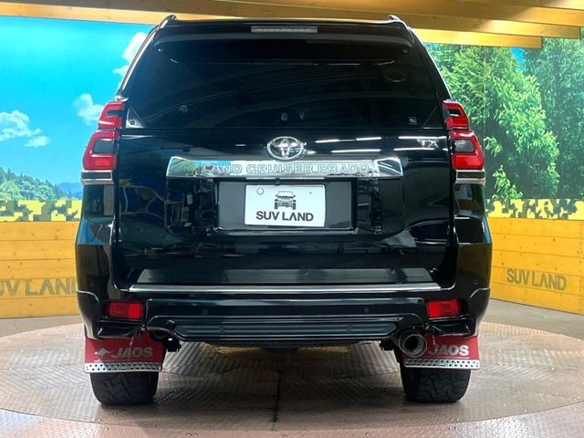 安心の最長10年・走行無制限保証(有償)をご用意。保証内容も充実はもちろん、無料点検&オイル交換や、年中無休の全国・24時間ロードサービスも付帯されておりますのでご安心下さい。