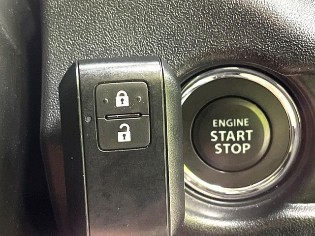 �y�L�[���X�X�^�[�g�V�X�e���z�J�o����|�P�b�g�ɓ��ꂽ�܂܂ł��h�A�̎{���E�������\�ȃX�}�[�g�L�[�𑕔��B�G���W���̃I���E�I�t�����J�M�����o���K�v����������Ƃ��Ă��֗��ł���