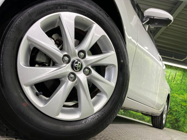 �y����15�C���`�A���~�z�C�[���z�O�ςɃ}�b�`���������A���~�z�C�[���𑕒����Ă���܂��B�e��ЊO�A���~�z�C�[����A�X�^�b�h���X�^�C�����戵�����Ă���܂��B���񂲑��k����������