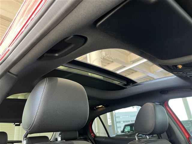 GLAクラスGLA220 4マチック 4WD