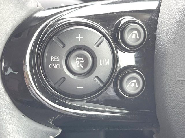 �����[�_�[�N���[�Y�R���g���[��:�O�̎ԂƂ̎Ԋԋ��������ɂƂ�A��葬�x�Ŏ������s���Ă���鎟����̃N���[�Y�R���g���[��!��ɍ������H�⎩���Ԑ�p���H�Ŏg�p����֗��ȋ@�\�ł�!