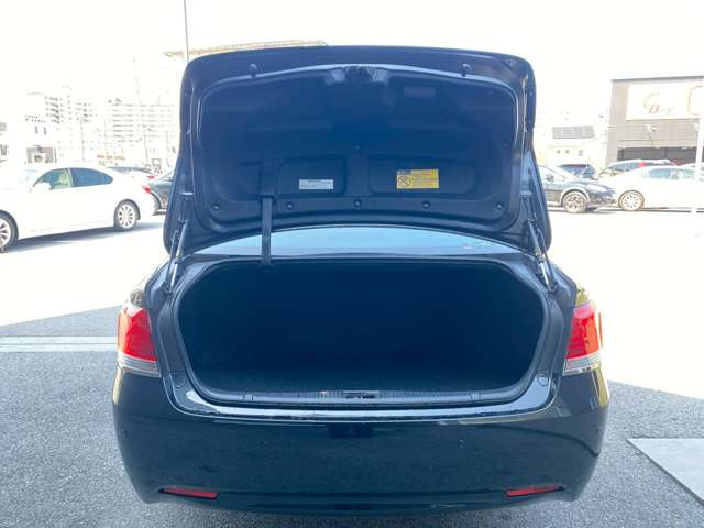 �F���C���^�[���炨�Ԃ�3���ƃA�N�Z�X�֗�!�߂��ɂ͗L���ό��n�̕F���������܂��̂ŁA�ό��ƍ��킹�Ă̂����X���ǂ��ł��ˁ􊈋C���鎩���̃X�^�b�t�����q�l�̂����X�����҂����Ă���܂�!