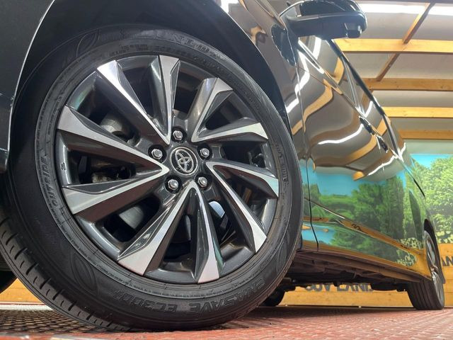 �y����17�C���`�A���~�z�C�[���z�O�ςɃ}�b�`���������A���~�z�C�[���𑕒����Ă���܂��B�e��ЊO�A���~�z�C�[����A�X�^�b�h���X�^�C�����戵�����Ă���܂��B���񂲑��k����������