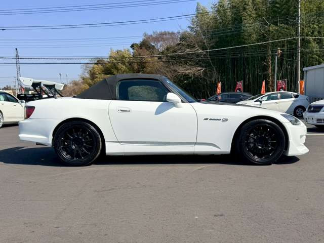 ���X�݌ɂ͊O���A�����N���[�j���O��ɓW�����A�����Ď��̏C�����̗L���A���[�^�[��������̗L������O�ҋ@�ւɂ�錟����S����{���Ă���܂��B�Ԍ��A�����A����h�������ЂőΉ��ł��܂��̂ł����S���������B