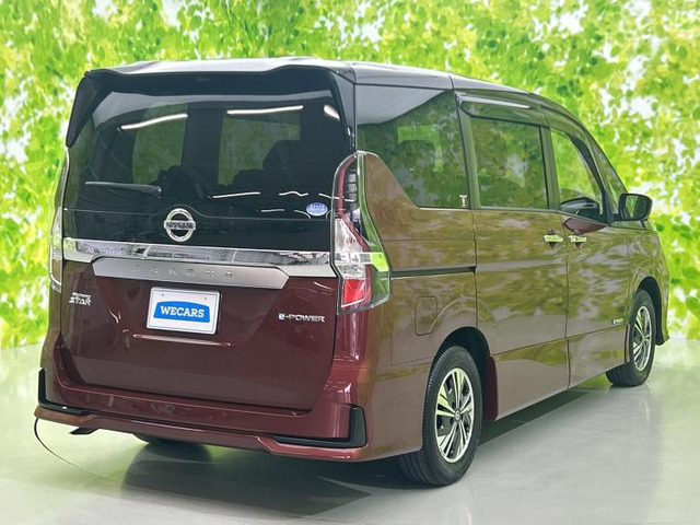 セレナ1.2 e-POWER ハイウェイスターV