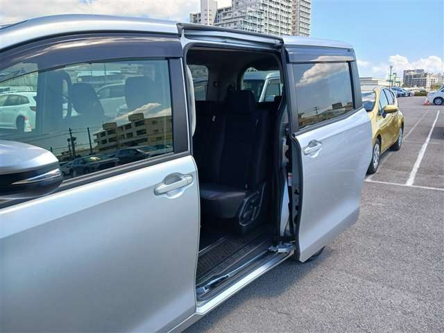 ヴォクシー2.0 X