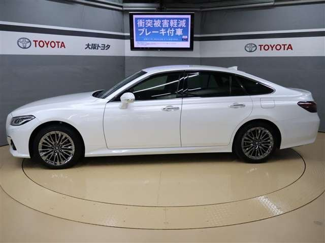 クラウンハイブリッド 2.5 G エグゼクティブ Four 4WD