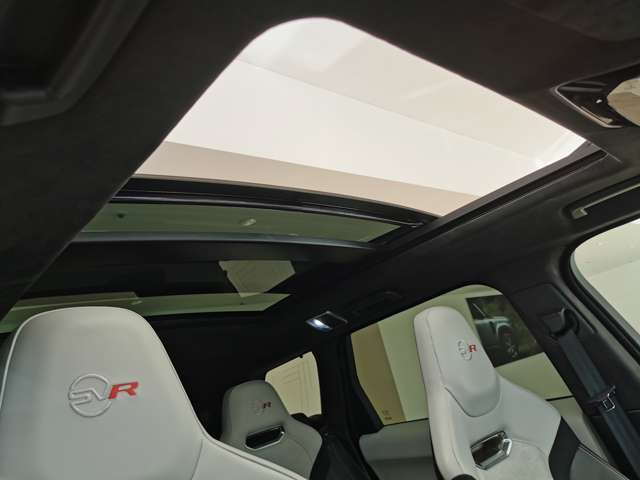 レンジローバースポーツSVR ジャパン SVエディション 4WD