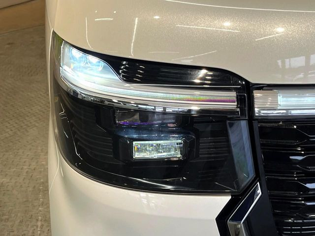 �yLED�w�b�h���C�g�z���V����ԑ��s�����ǍD�Ȏ��E���m�ۂ����S���ĉ^�]�ł��鍂�P�xLED�w�b�h���C�g�𑕔�!�_�����x�������A����d�͂��}�����Ă��܂��B