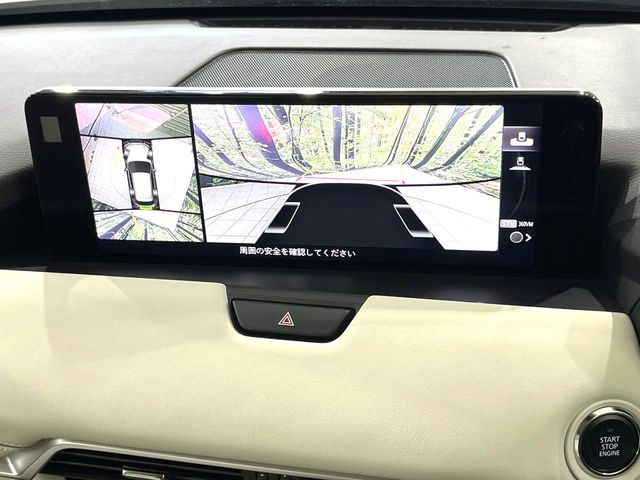 �y360&deg;�r���[���j�^�[�z��p�̃J�����ɂ��A�ォ�猩���낵���悤�Ȏ��_��360�x�N���}�̎��͂��m�F���邱�Ƃ��ł��܂������p�������m�F���₷���A�����ꏊ�ł̐؂�Ԃ��⒓�Ԃ��X���[�Y�ɍs���܂��B