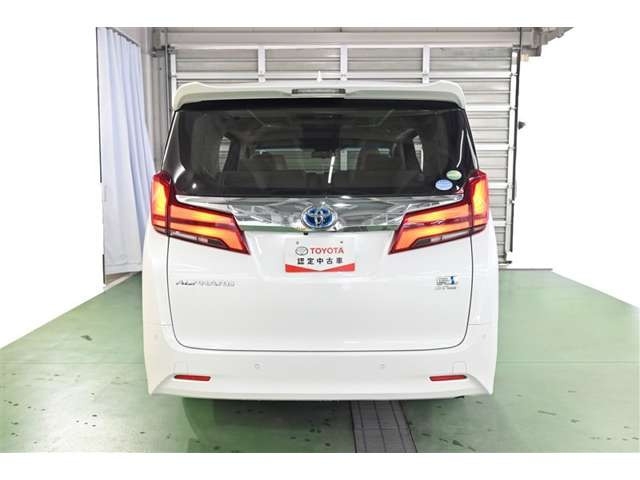 アルファードハイブリッド 2.5 X E-Four 4WD