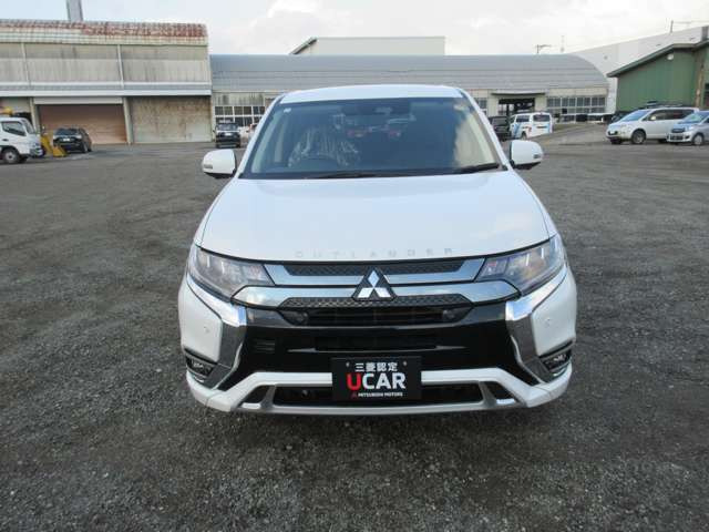 アウトランダーPHEV2.4 G 4WD