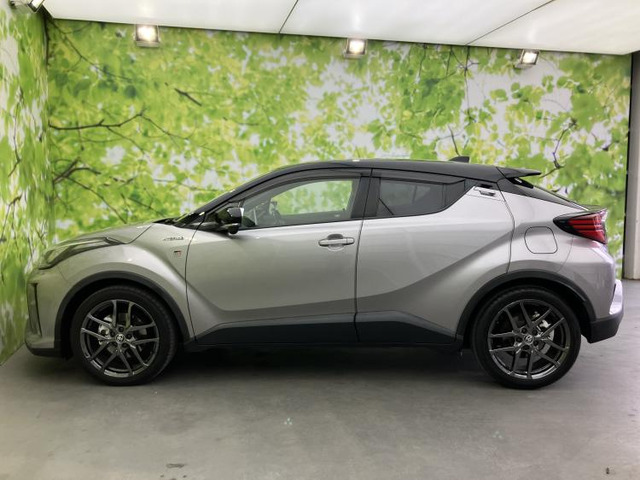 C-HRハイブリッド 1.8 S GR スポーツ