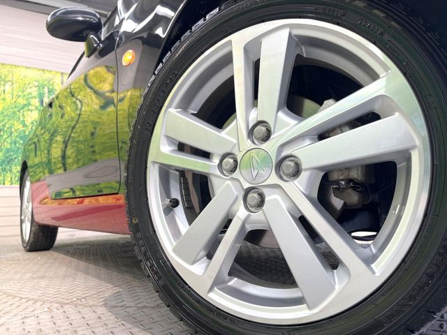 �y�����A���~�z�C�[���z�O�ςɃ}�b�`���������A���~�z�C�[���𑕒����Ă���܂��B�e��ЊO�A���~�z�C�[����A�X�^�b�h���X�^�C�����戵�����Ă���܂��B���񂲑��k����������