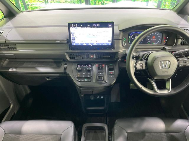 ステップワゴン2.0 e:HEV スパーダ