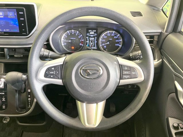 �y�X�e�A�����O�X�C�b�`�z�^�]���A�O������ڐ������炷���ƂȂ��A�I�[�f�B�I���̑��삪�\�ȕ֗��@�\!���S&���K�ȃh���C�u�����o���Ă���܂���