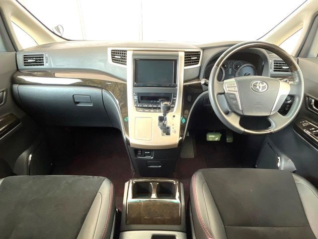 ヴェルファイア2.4 Z ゴールデンアイズ